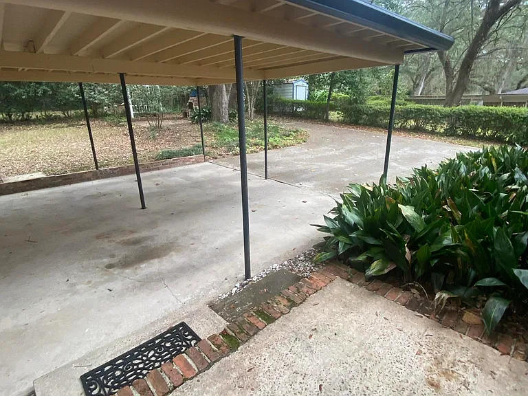 1504 Sunset Ln — Photo 21