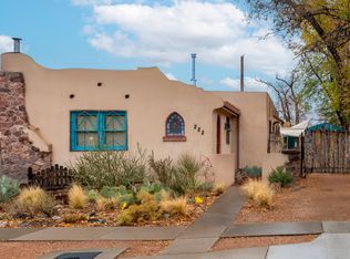 222 Amherst Dr NE, Albuquerque, NM 87106