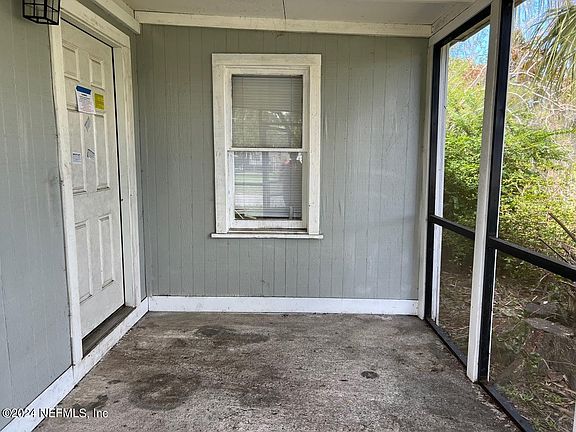 2nd image of 5033 SILVER LAKE DRIVE Drive