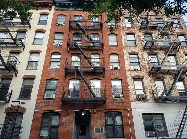 168 Norfolk Street image 1 of 14