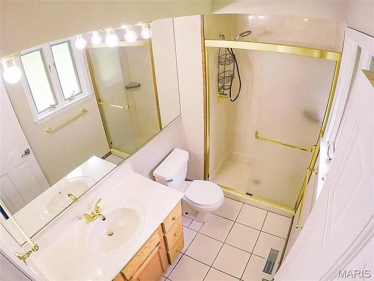 395 Statesman Ct — Photo 22