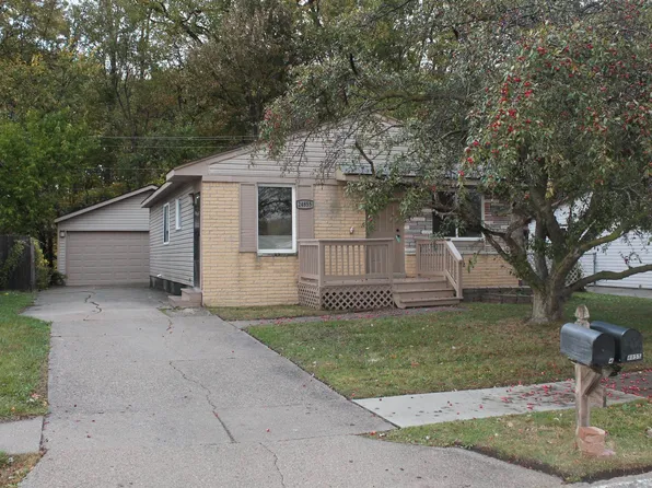 24855 Orchid St, Harrison Township, MI 48045