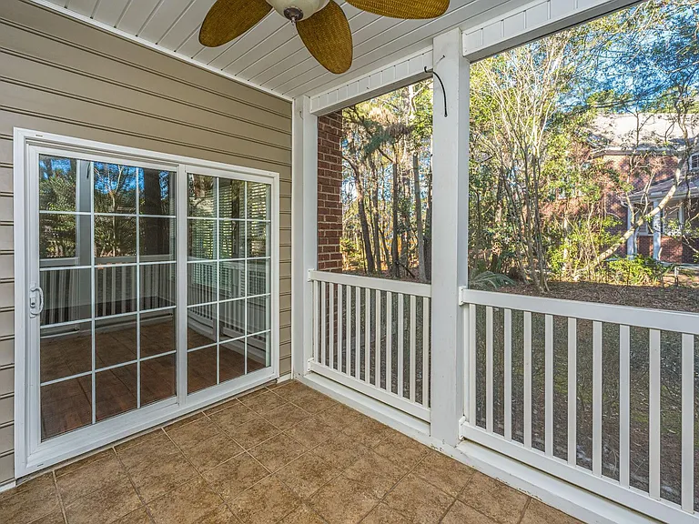 1476 Belcourt Ln — Photo 32