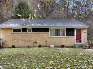 977 Saxonburg Blvd, Glenshaw, PA 15116