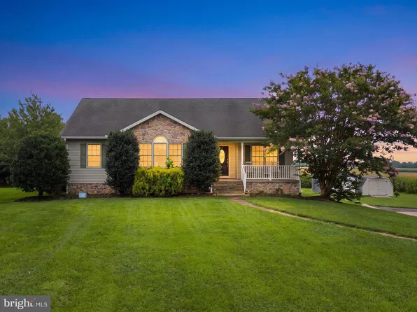 16 Howell Point Rd, Betterton, MD 21610