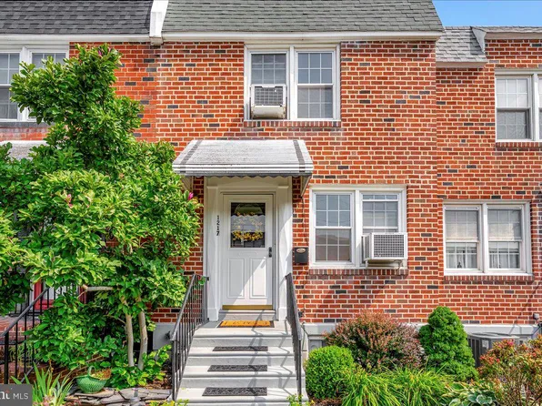 1217 Maple Ave, Elsmere, DE 19805