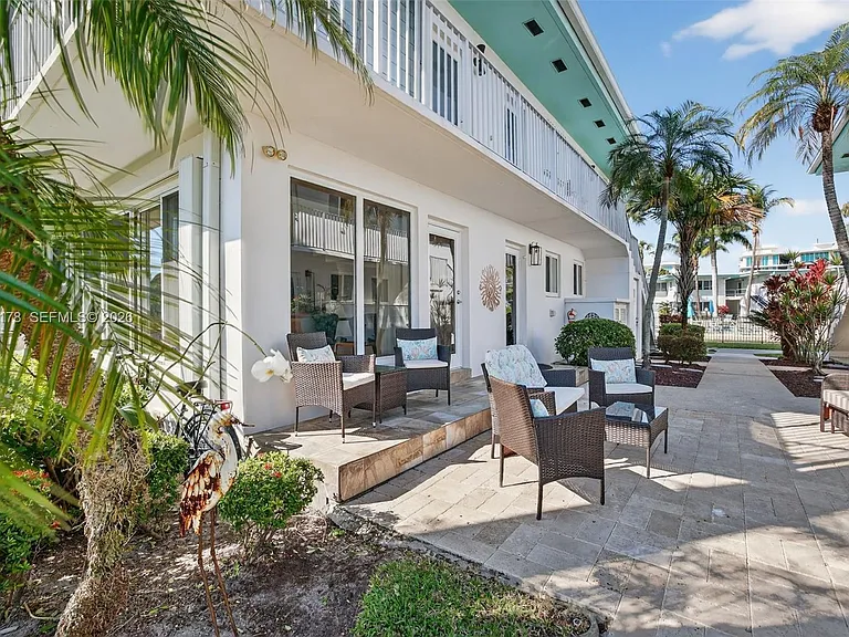 180 Isle Of Venice Dr #121 — Photo 47
