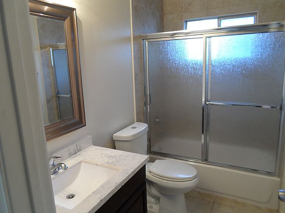 3rd image of 4358 Hamilton Ave APT 3