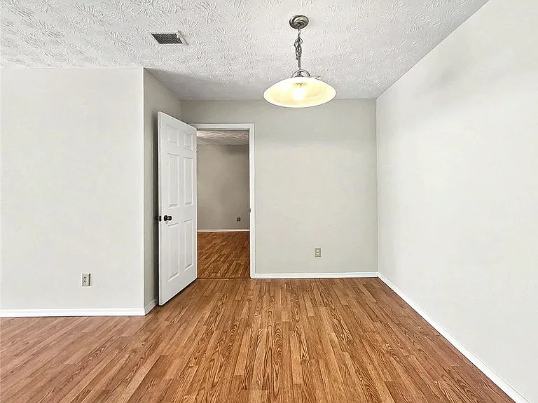 1702 Country Park Dr SE — Photo 17