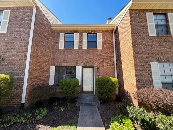 211 Thistle Ln, Hermitage, TN 37076