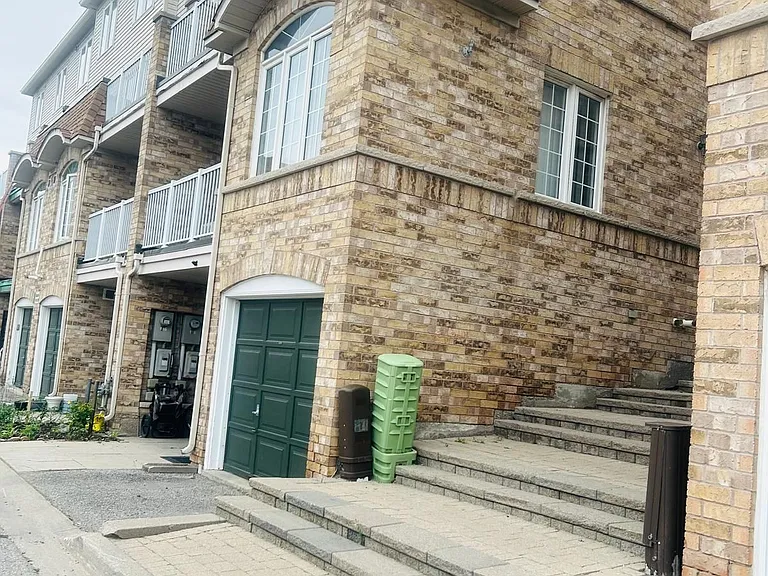 200 McLevin Ave #115 — Photo 2