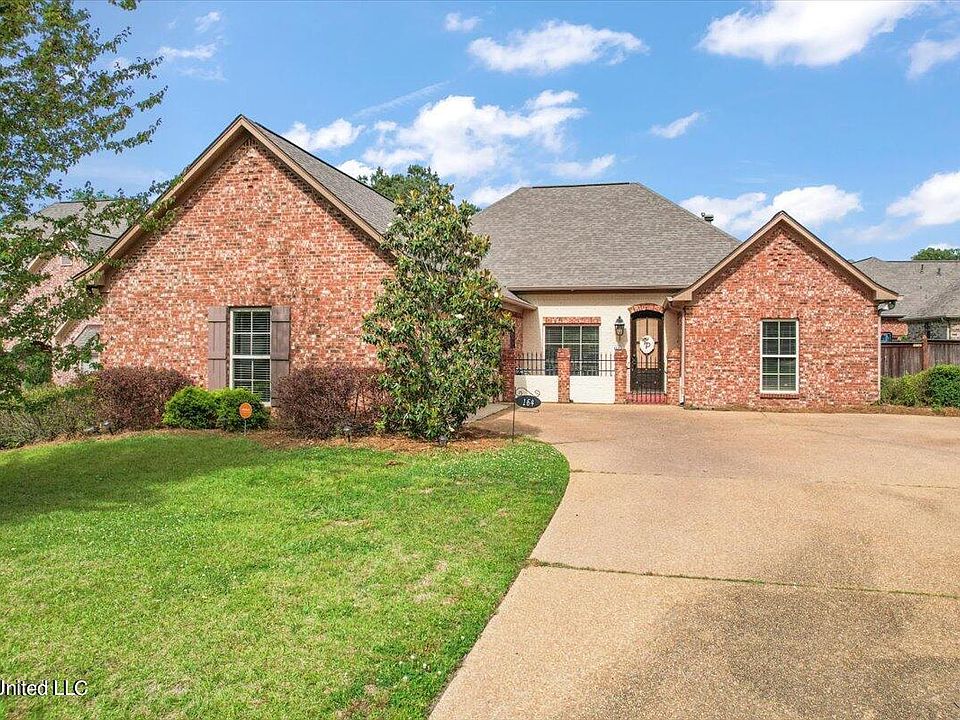 1st image of 164 Bear Creek Cir