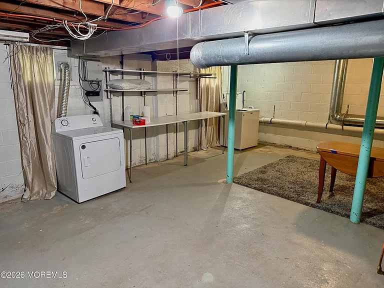34 Highland Ave — Photo 18