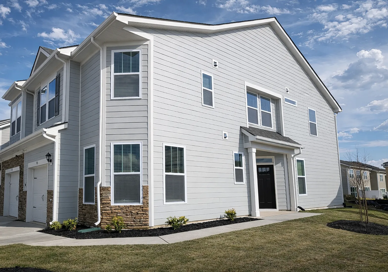 One Month Free Rent W/ 12 Month Lease New Construction Home-Hendersonville — Photo 1
