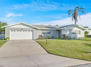 4312 S Bay Cir, North Fort Myers, FL 33903