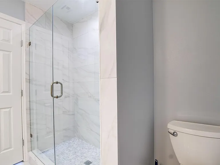 11840 Spring Grove Dr — Photo 20