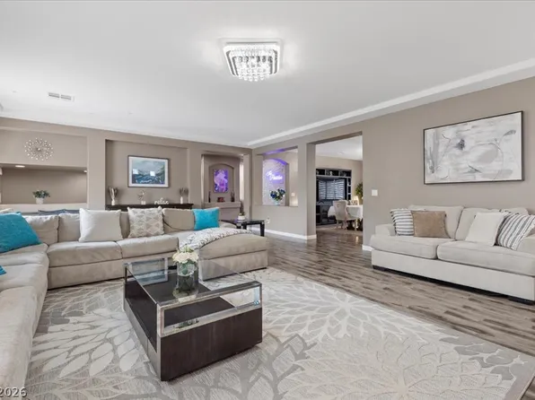 5493 Ledgewood Creek Ave, Las Vegas, NV 89141
