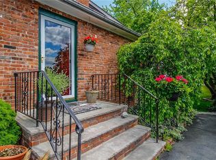 136 Bender Ave, Iselin, NJ 08830