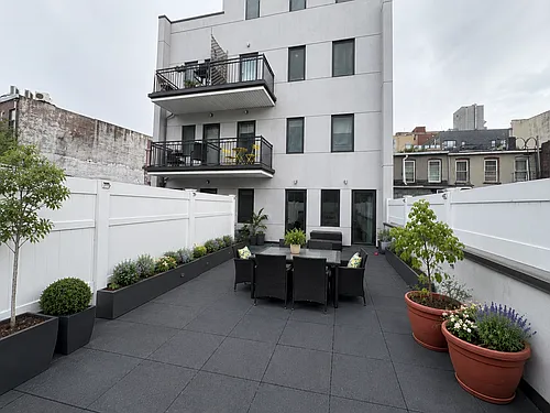 589 5th Ave #2R Photo 1