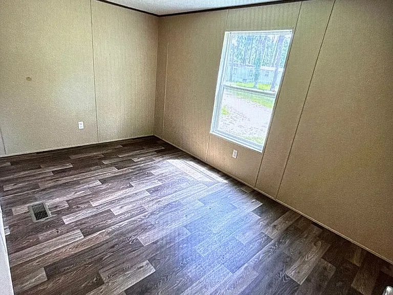 13464 Hammack Rd — Photo 3