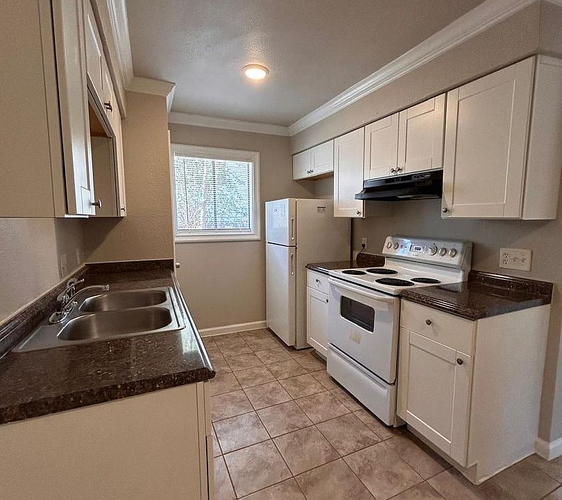 1st image of 2706 Little Valley Cv #B