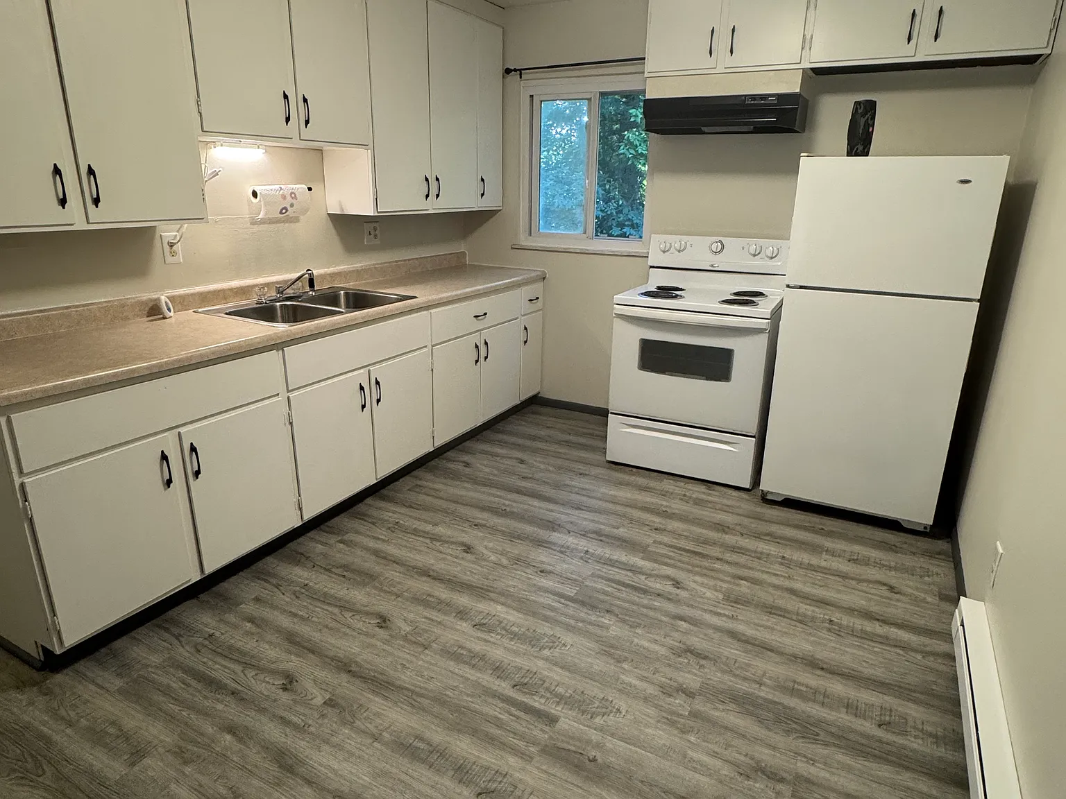 2 bed, 850 sqft, $950 — Photo 1