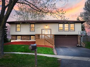 442 Sword Way, Bolingbrook, IL 60440