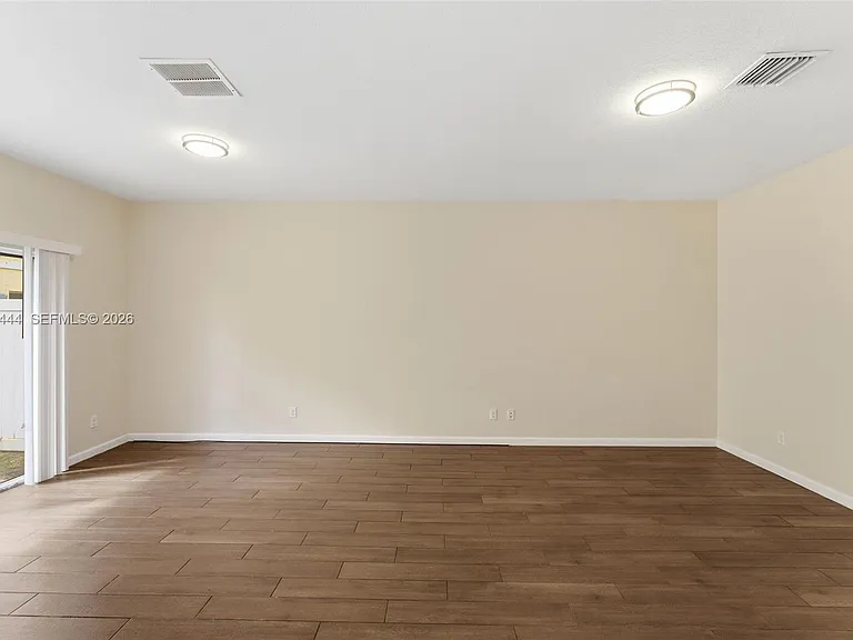 4032 NW 11th St #4032 — Photo 12