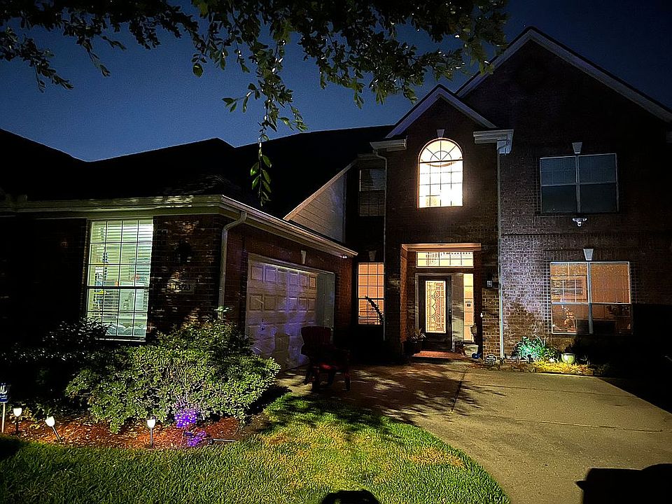 2nd image of 13723 Hudson Ct