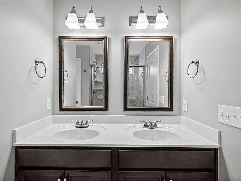 169 Bonnell Dr — Photo 18