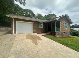 2117 Marian Ln, Oxford, AL 36203