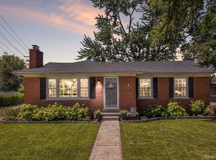 9221 California St, Livonia, MI 48150