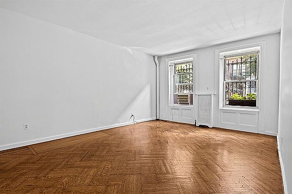 1st image of 340 W 88th St APT A