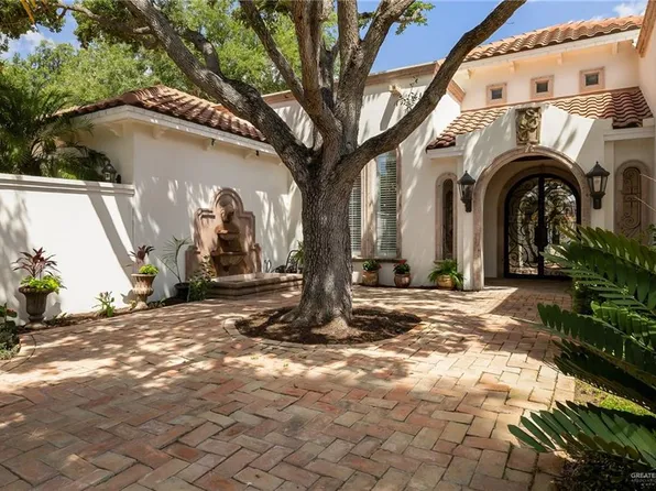 301 Byron Nelson St #2, McAllen, TX 78503