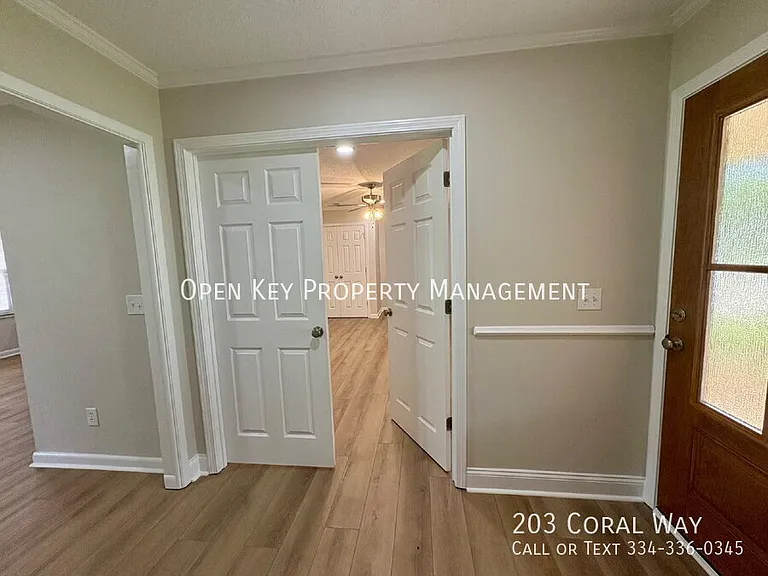 203 Coral Way — Photo 9
