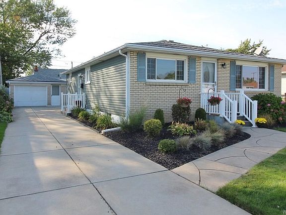 2nd image of 94 Patricia Ln