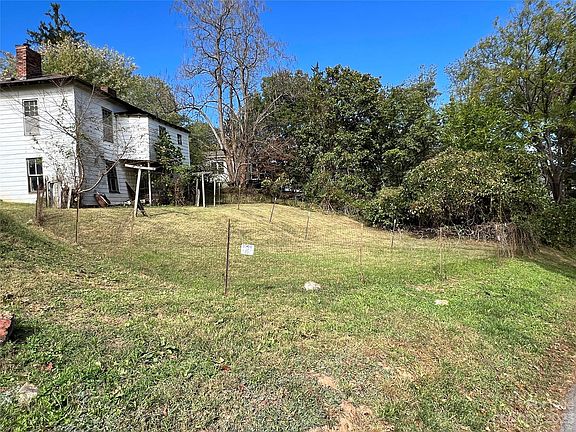 2nd image of 249 Westwood Pl