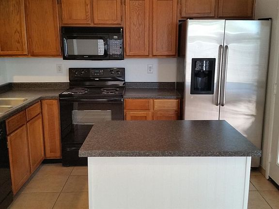 3rd image of 2114 W Monona Dr