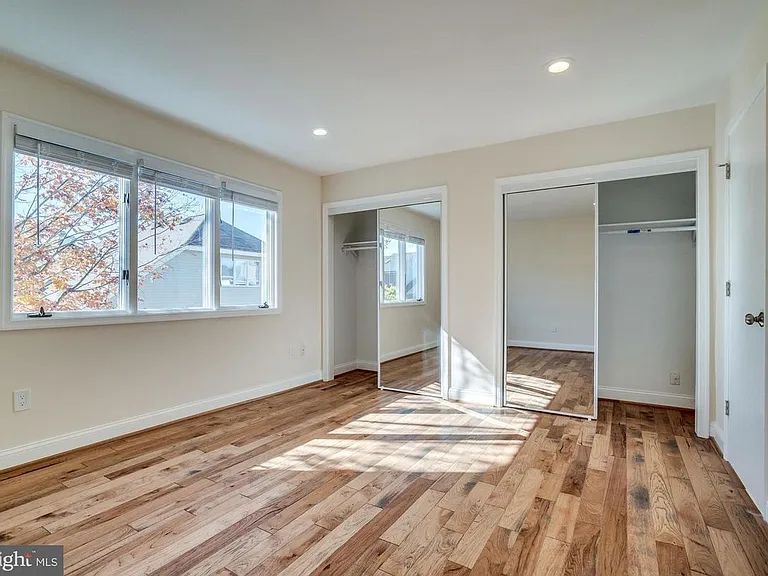 6505 Gretna Green Way — Photo 22
