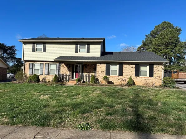 111 Woodmont Dr, Hopkinsville, KY 42240
