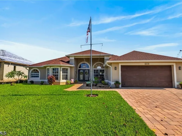 527 SW 40th Ter, Cape Coral, FL 33914