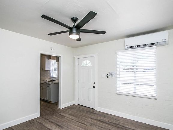 2nd image of 425 N 17th Dr #2-B