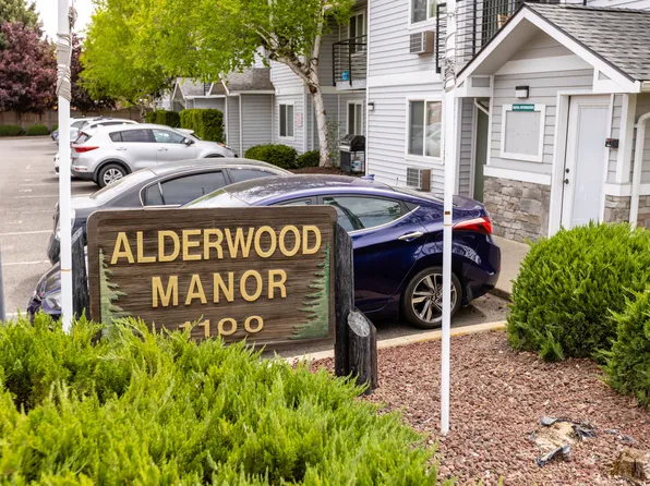 1100 N Alder St #15, Ellensburg, WA 98926