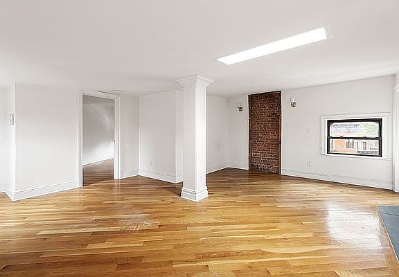 3rd image of 80 Saint Marks Ave APT 5B
