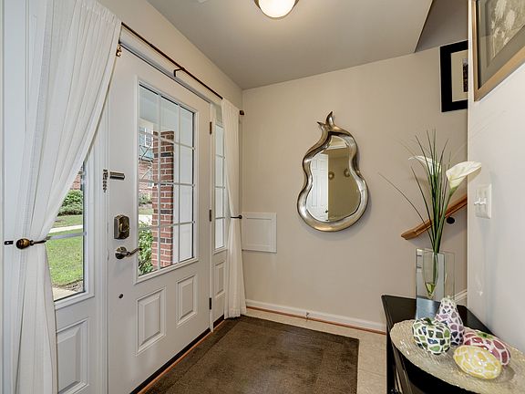 3rd image of 3124 Blue Barn Way