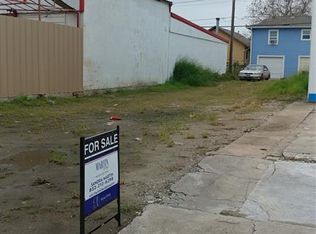 4521 Broadway St, Galveston, TX 77551