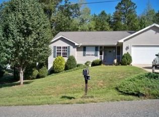 2013 Ridgeview Ln, Seneca, SC 29678