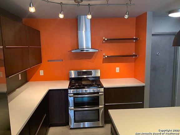 5th image of 8058 Broadway St #145