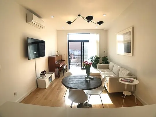 Rented by Keller Williams NYC | media 17