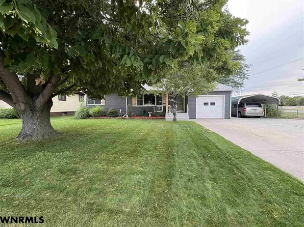 1918 Avenue L, Scottsbluff, NE 69361